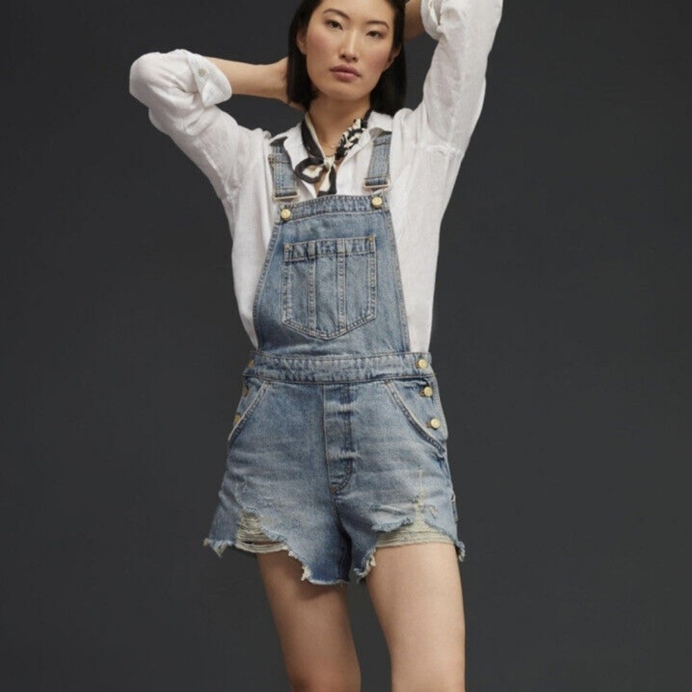 Anthropologie Pilcro denim cutoff shortalls distressed shorts Womens size 29 NEW